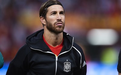 AOA电竞热评-于帕梅卡诺和德里赫特谁更强