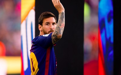 AOA电竞焦点--落后阿尤带队翻盘